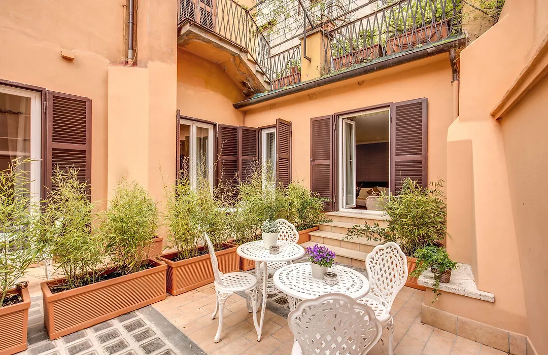 Charme Spagna Boutique Hotel-1